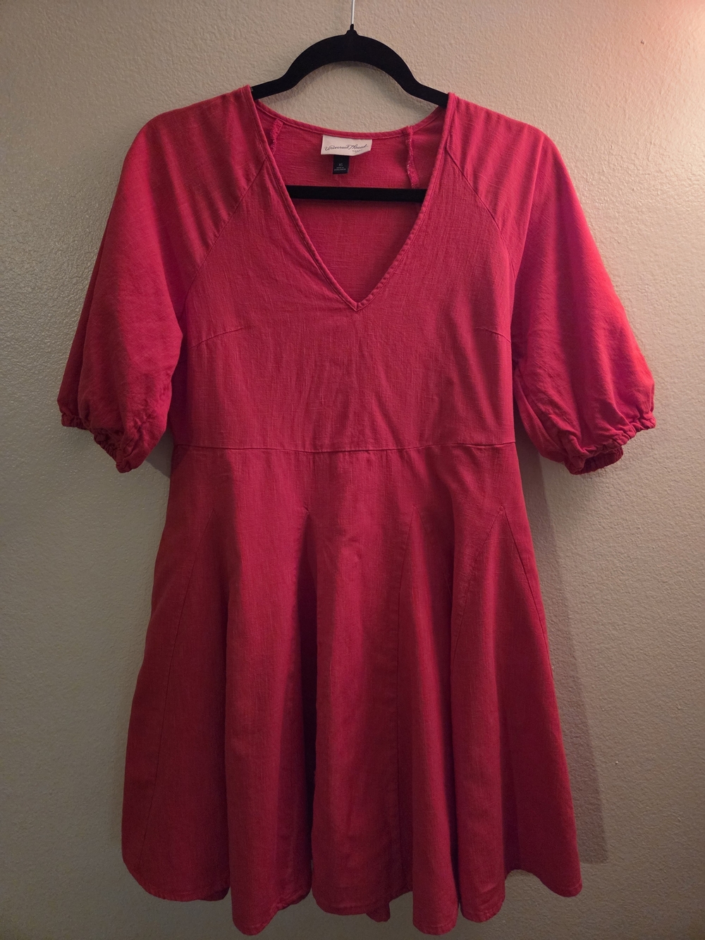Universal Thread Bright Red V‑Neck Puff Sleeve Midi Dress With Pockets